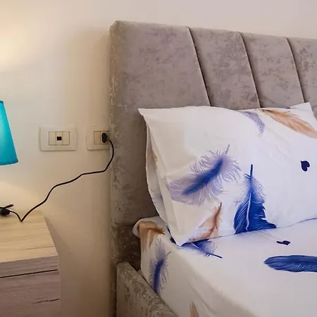 Seaside Retreat דירה