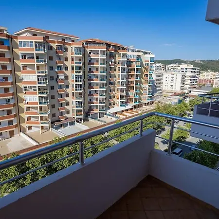 Seaside Retreat דירה